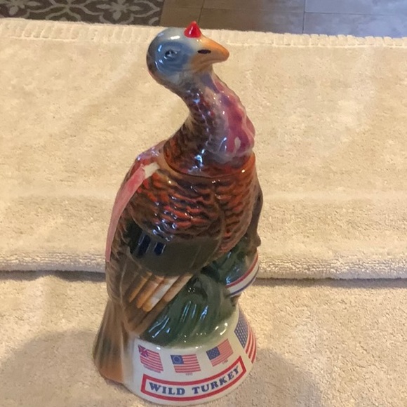 Vintage Austin Nichols wild turkey whiskey ceramic decanter limited edition #5 - Picture 1 of 13